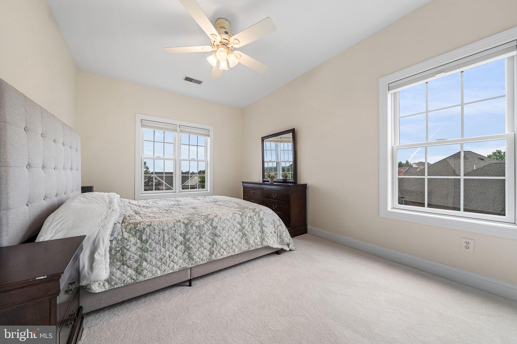 HERITAGE ESTATES - Residential