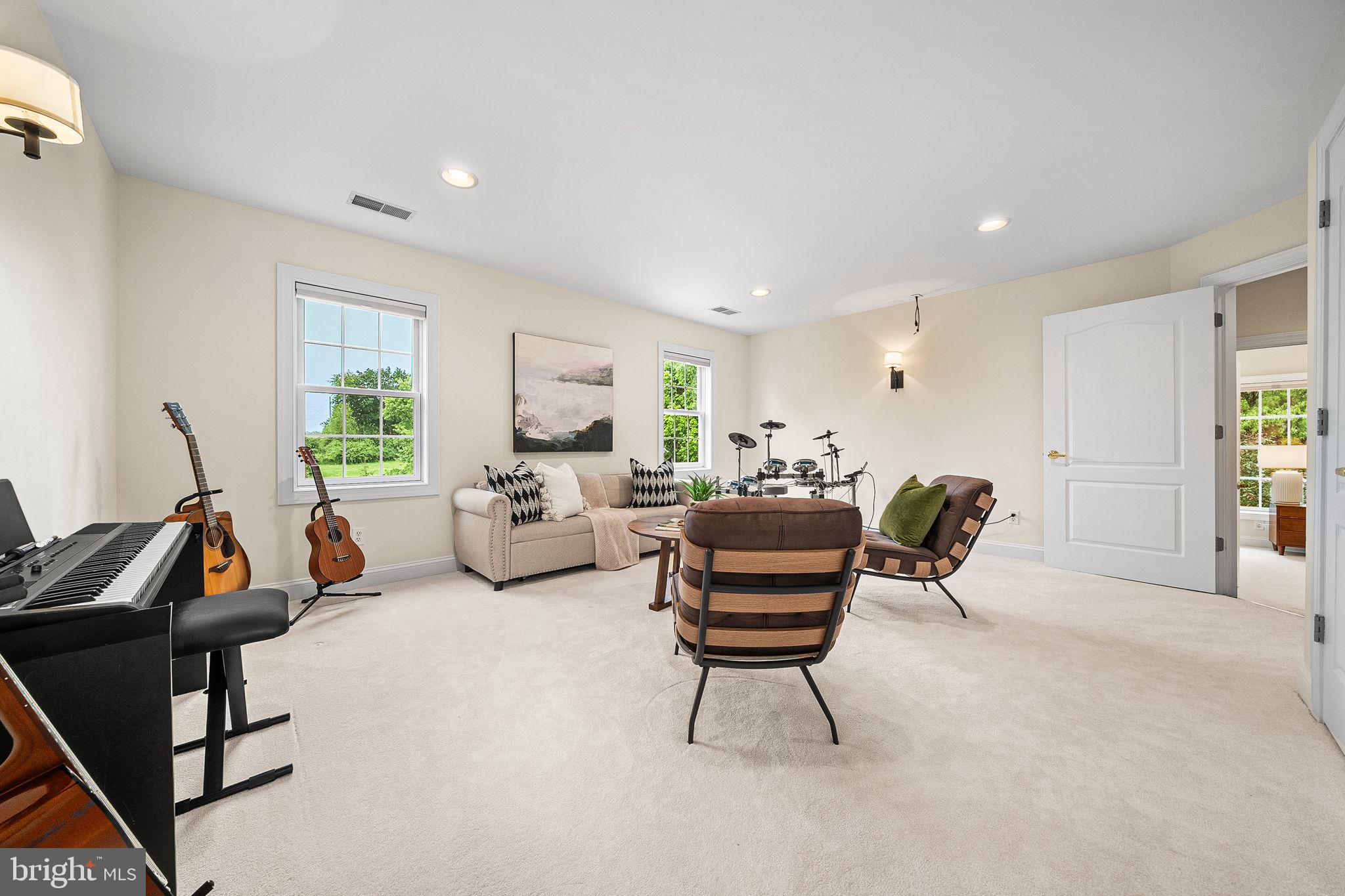 HERITAGE ESTATES - Residential
