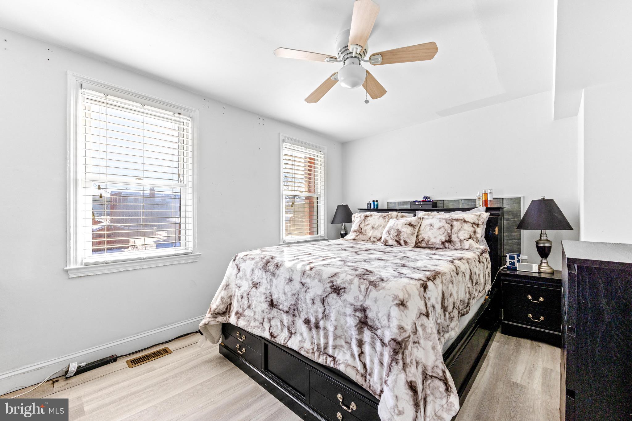 VIOLETVILLE - Residential