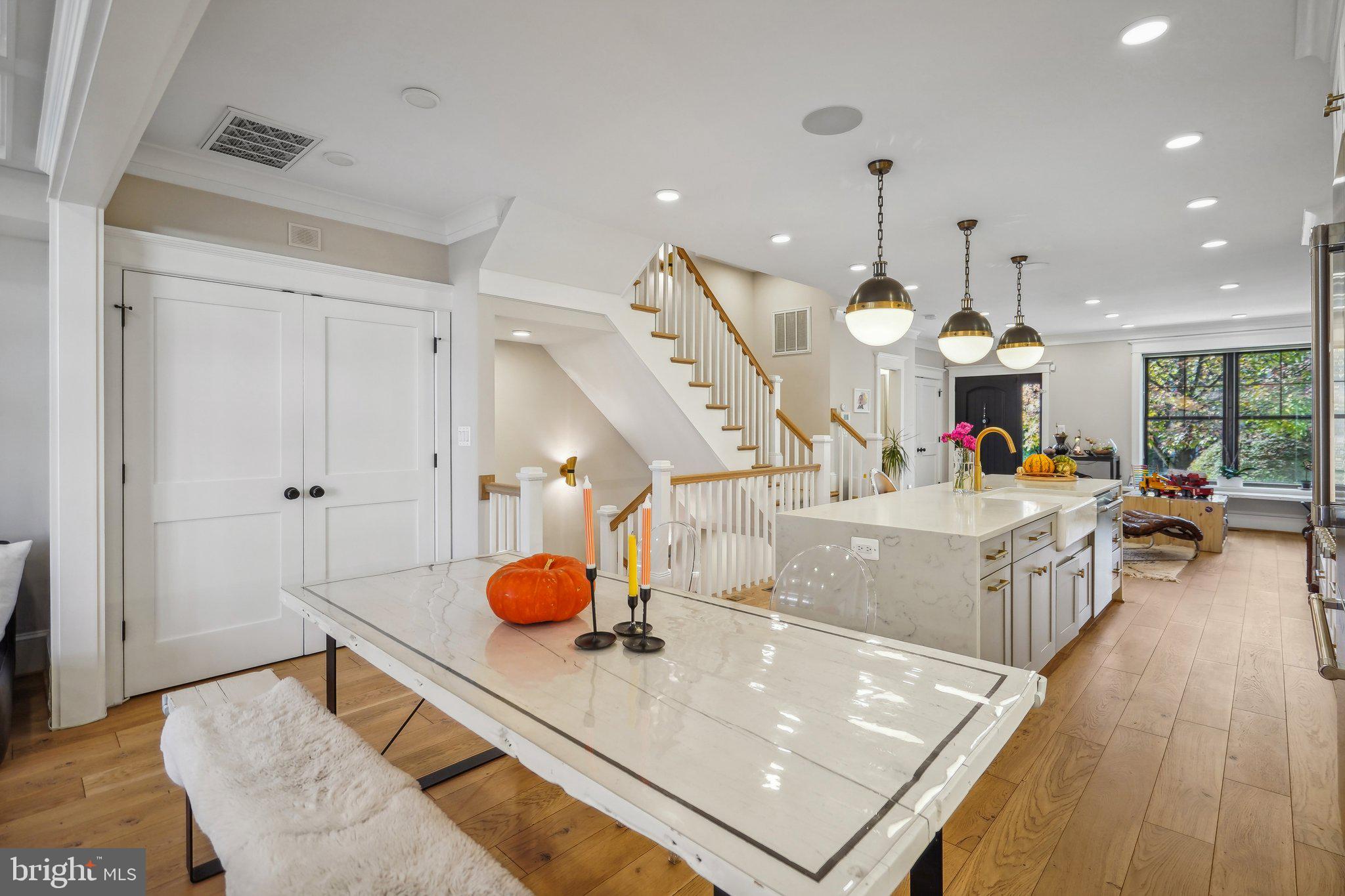 BURLEITH - Residential