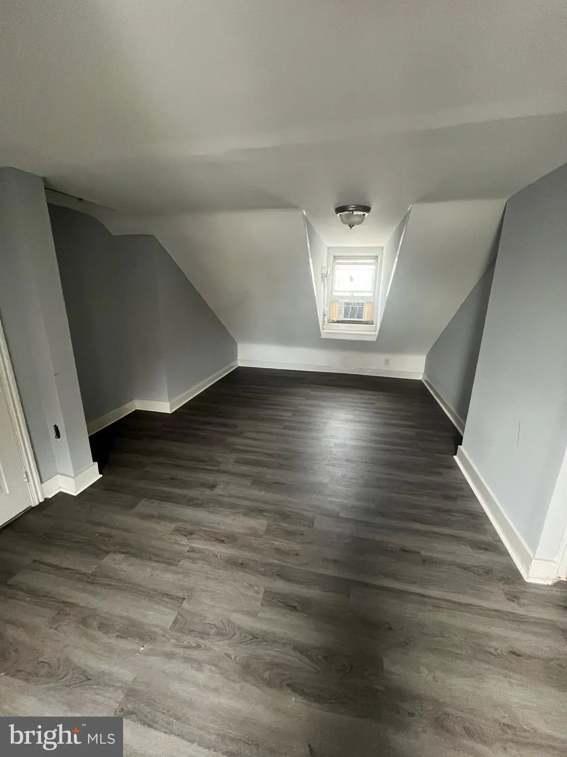 Philadelphia, Pennsylvania 19123, United States, 4 Bedrooms Bedrooms, ,2 BathroomsBathrooms,Residential,Active,155850