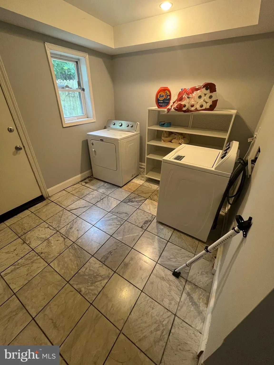 Philadelphia, Pennsylvania 19123, United States, 4 Bedrooms Bedrooms, ,2 BathroomsBathrooms,Residential,Active,155850