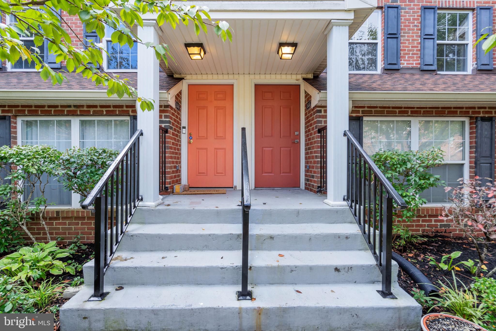 1555 THOMAS JEFFERSON COURT 455