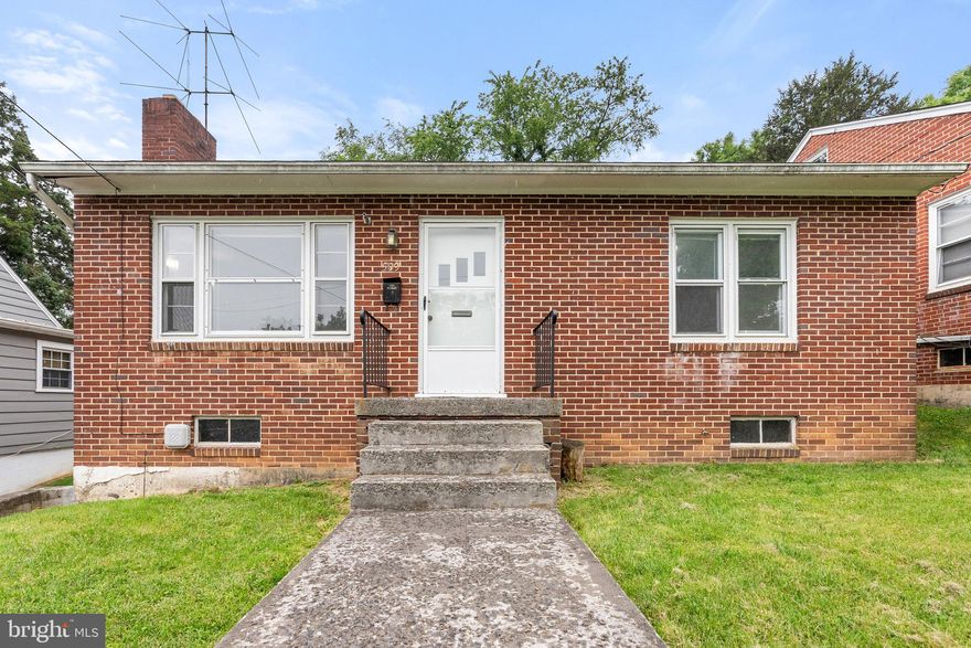 Location, Location, Location! Nestled in the heart of Winchester on the sought-after west side, this recently renovated 3-bedroom, 1-bath home offers modern comforts with a touch of classic charm. Step inside to discover a brand-new kitchen featuring gleaming white cabinets and exquisite granite countertops, perfect for culinary enthusiasts. The updated bathroom boasts a stylish tiled tub, providing a serene oasis for relaxation. Throughout the home, enjoy the fresh feel of newly painted walls and the timeless beauty of refinished hardwood floors. A new roof ensures peace of mind for years to come. The unfinished basement offers ample potential for future expansion or additional storage. Beyond the impeccable interior, this property boasts a highly coveted amenity in downtown Winchester: off-street parking plus a spacious yard. Its prime location places you just moments from the vibrant Old Town Winchester, with its charming pedestrian mall, diverse dining options, unique specialty shops, and a wealth of historic attractions and year-round events. Experience the best of city living with the convenience of a meticulously updated home.