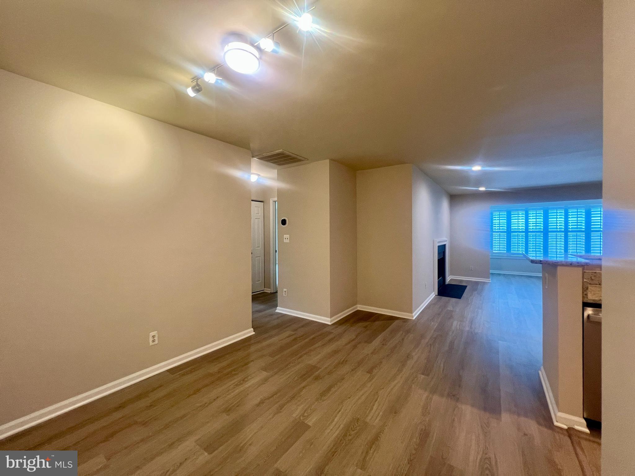 KINGSTOWNE - Residential Lease