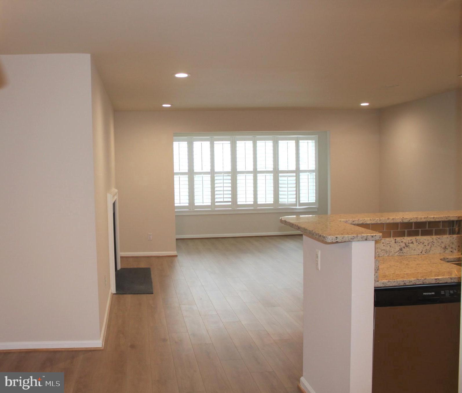 KINGSTOWNE - Residential Lease