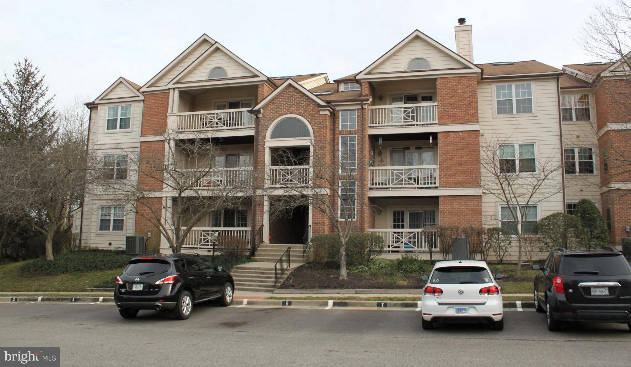 KINGSTOWNE - Residential Lease