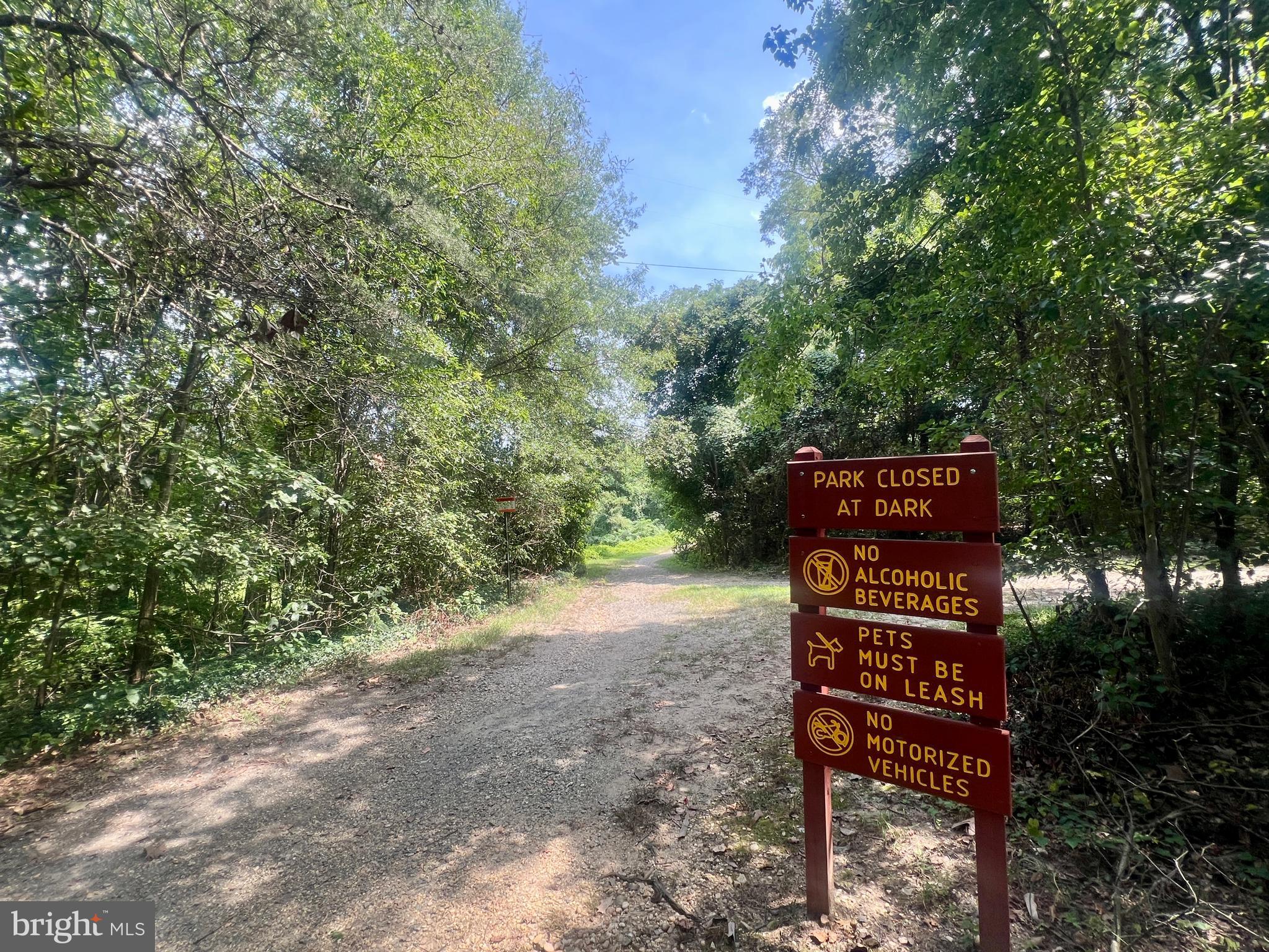 KINGSTOWNE - Residential Lease