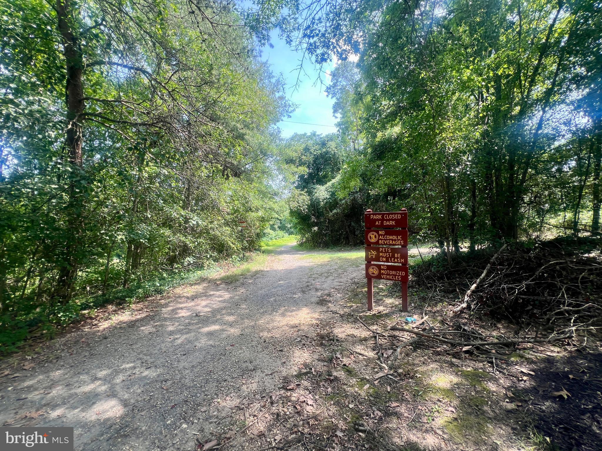 KINGSTOWNE - Residential Lease