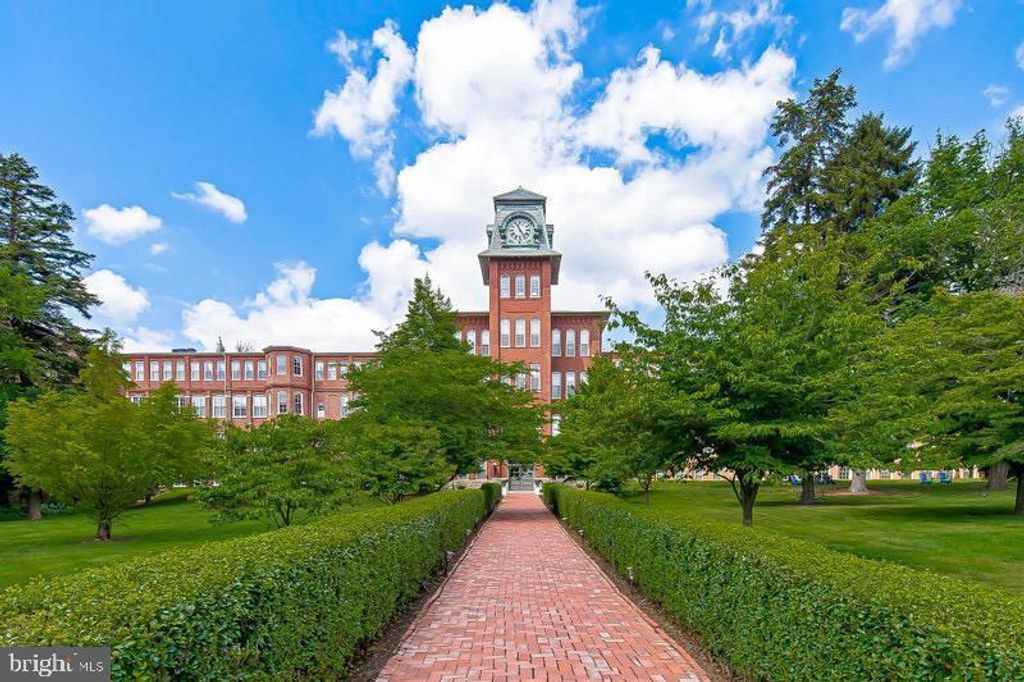 Photo of 917 Columbia Avenue #725, Lancaster, PA 17603 (MLS # PALA2052018)