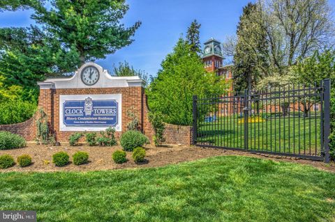 Photo of 917 Columbia Avenue #725, Lancaster, PA 17603 (MLS # PALA2052018)