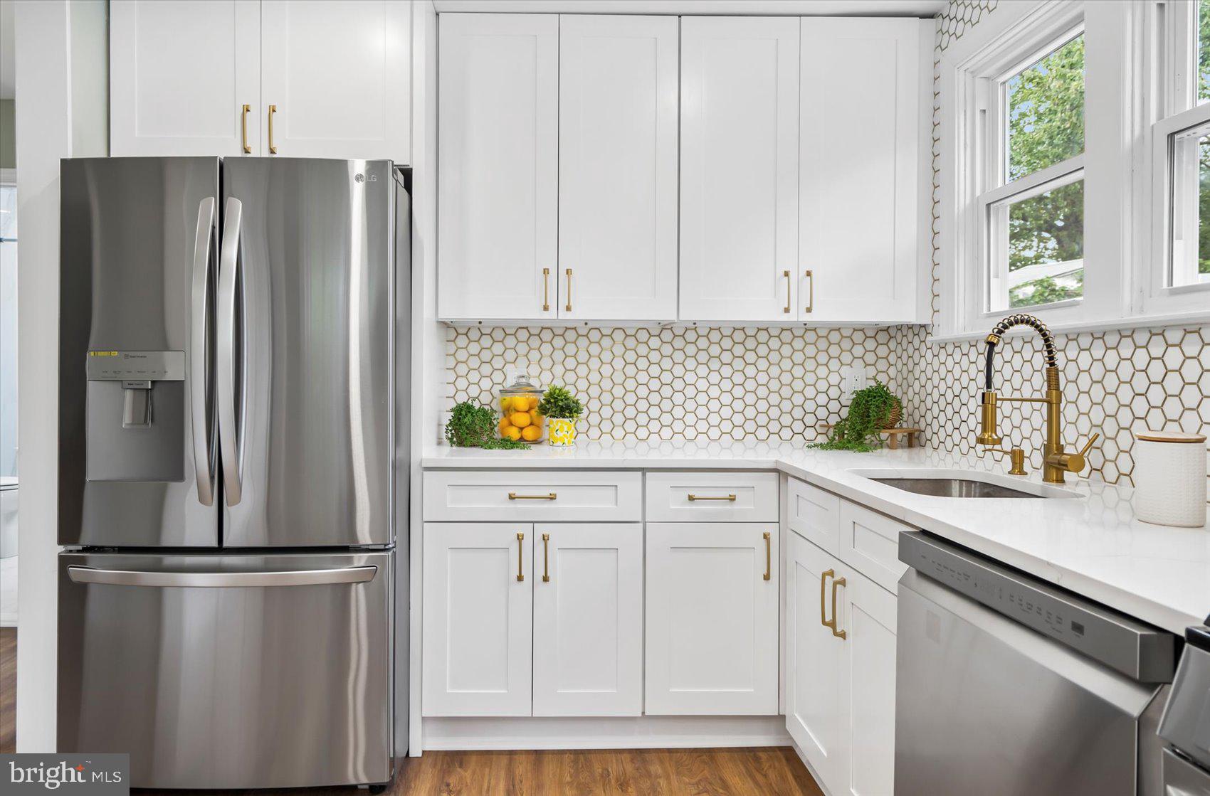 GREYSTONE - Residential