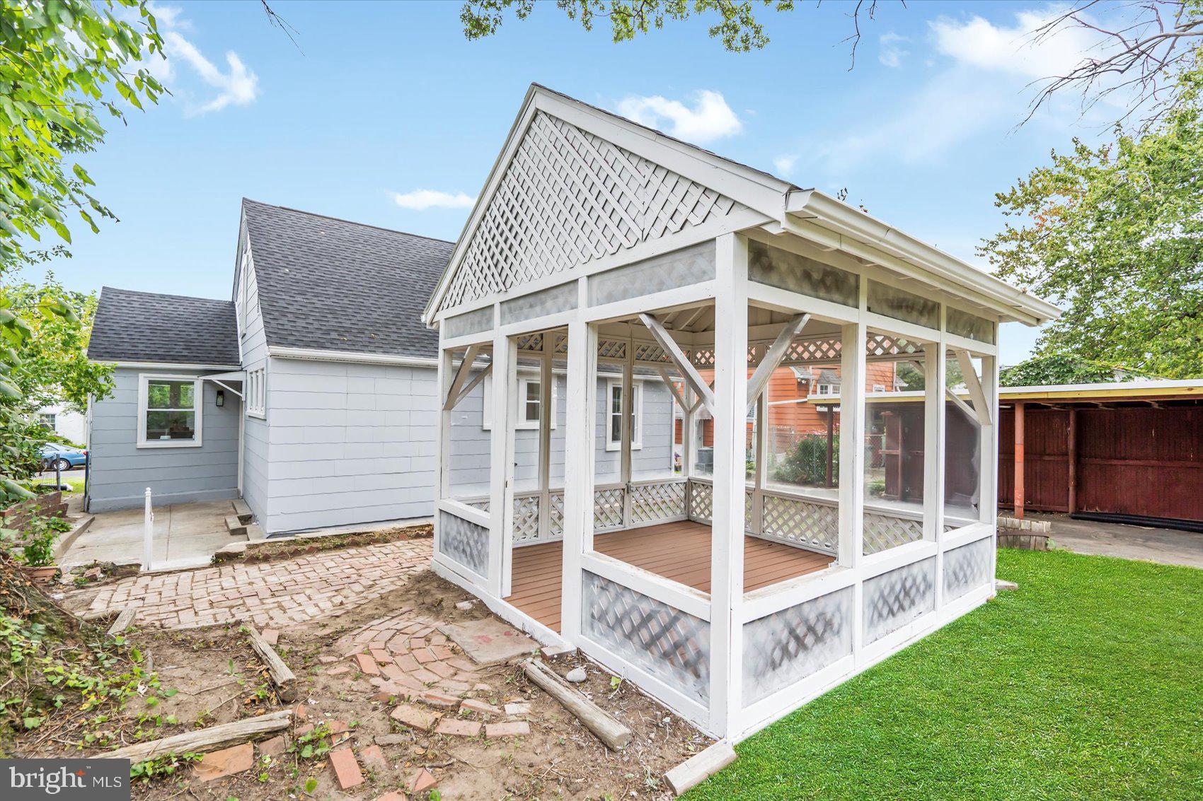 GREYSTONE - Residential