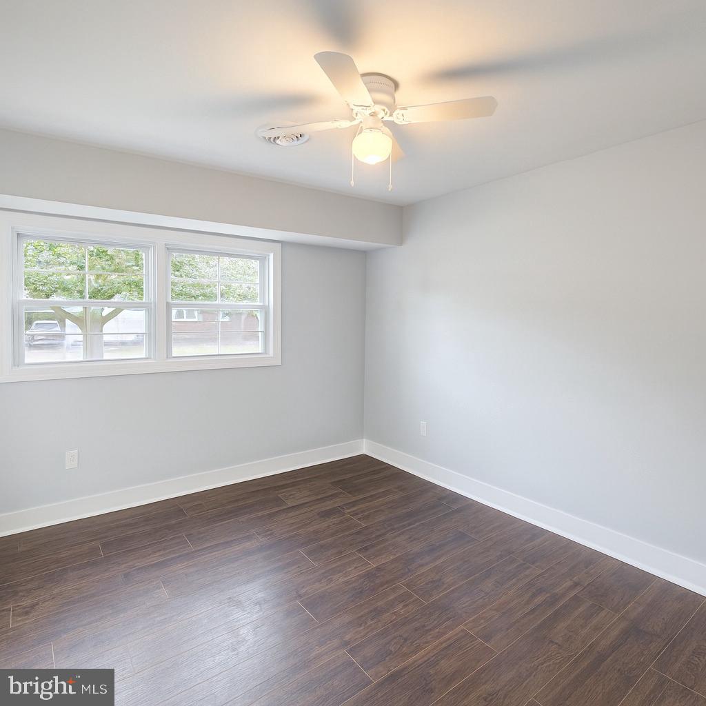 PLEASANT ACRES - Residential