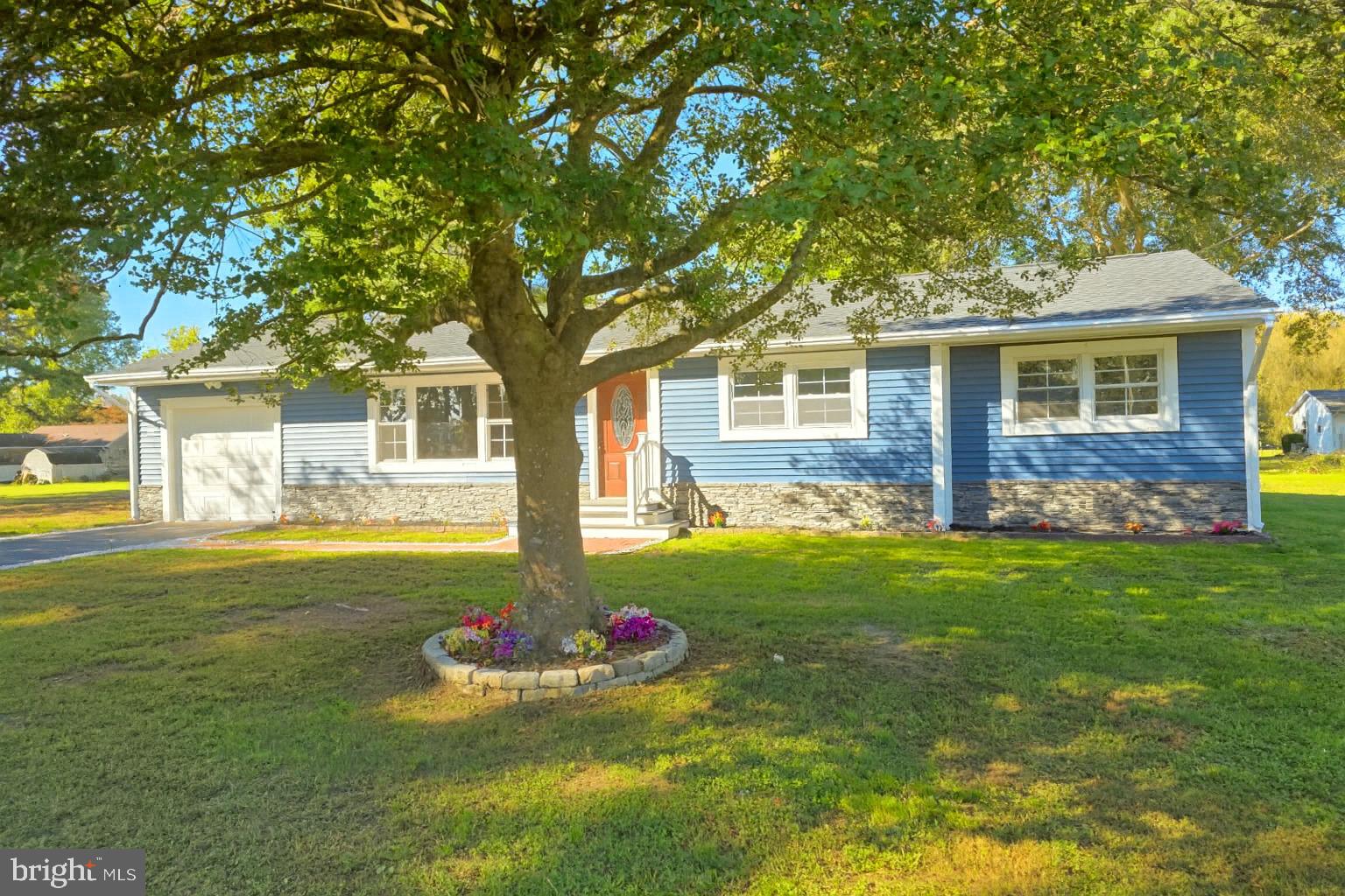 PLEASANT ACRES - Residential