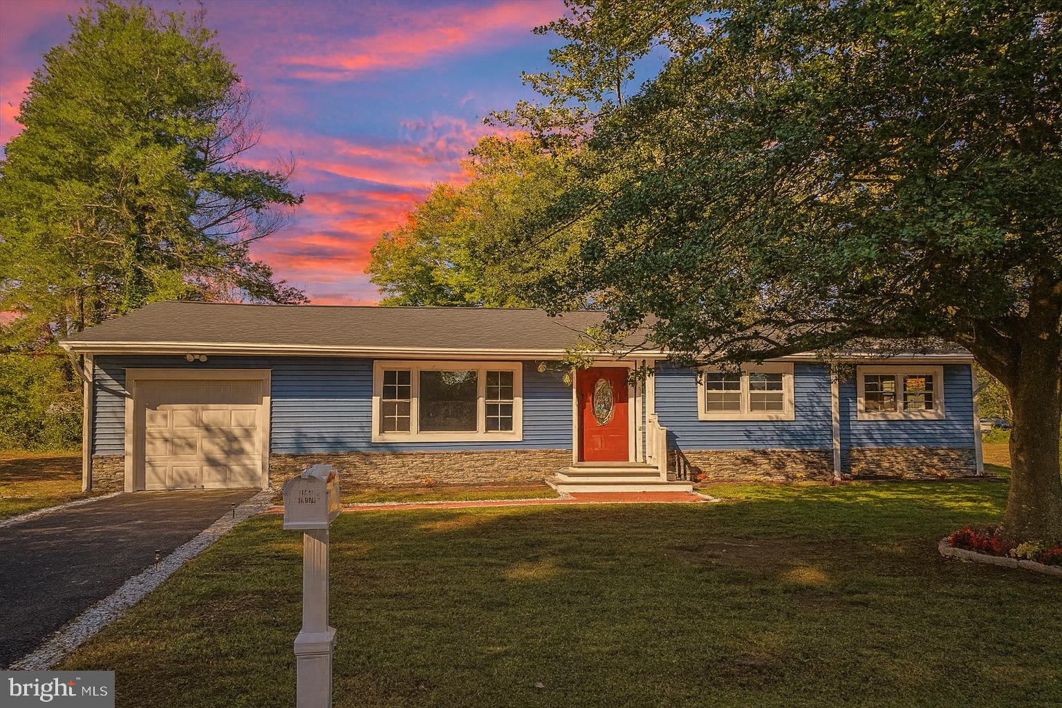 PLEASANT ACRES - Residential