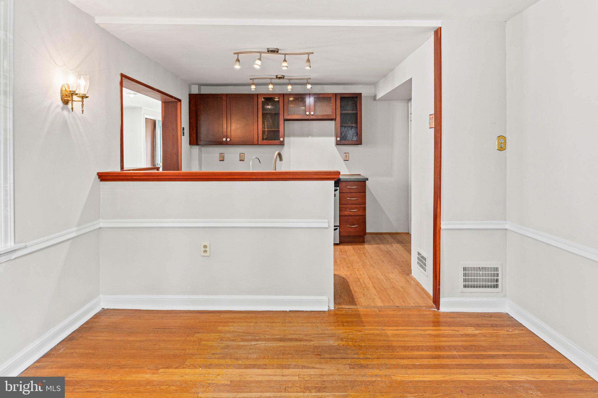 CHESNEY DOWNS - Residential