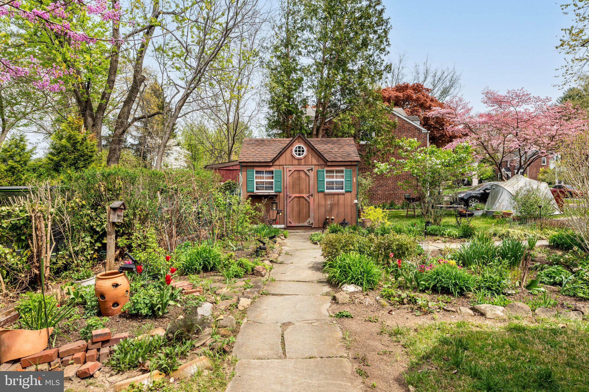 CHESNEY DOWNS - Residential