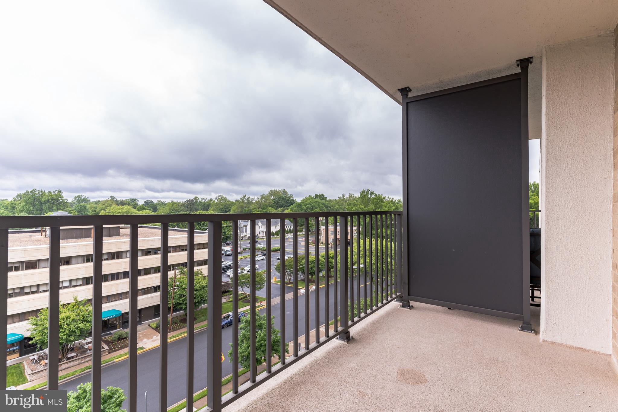 MCLEAN HOUSE NORTH - Residential Lease