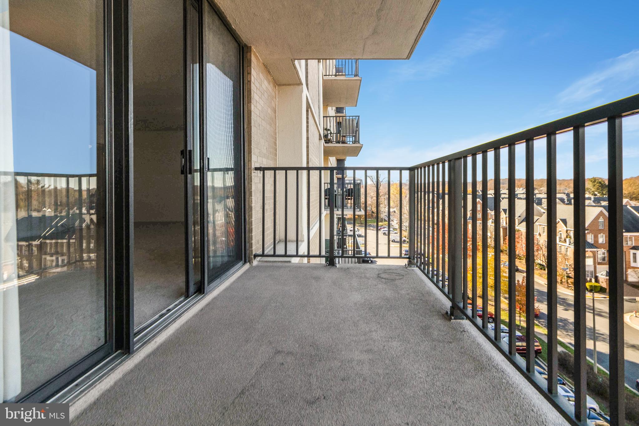 MCLEAN HOUSE NORTH - Residential Lease