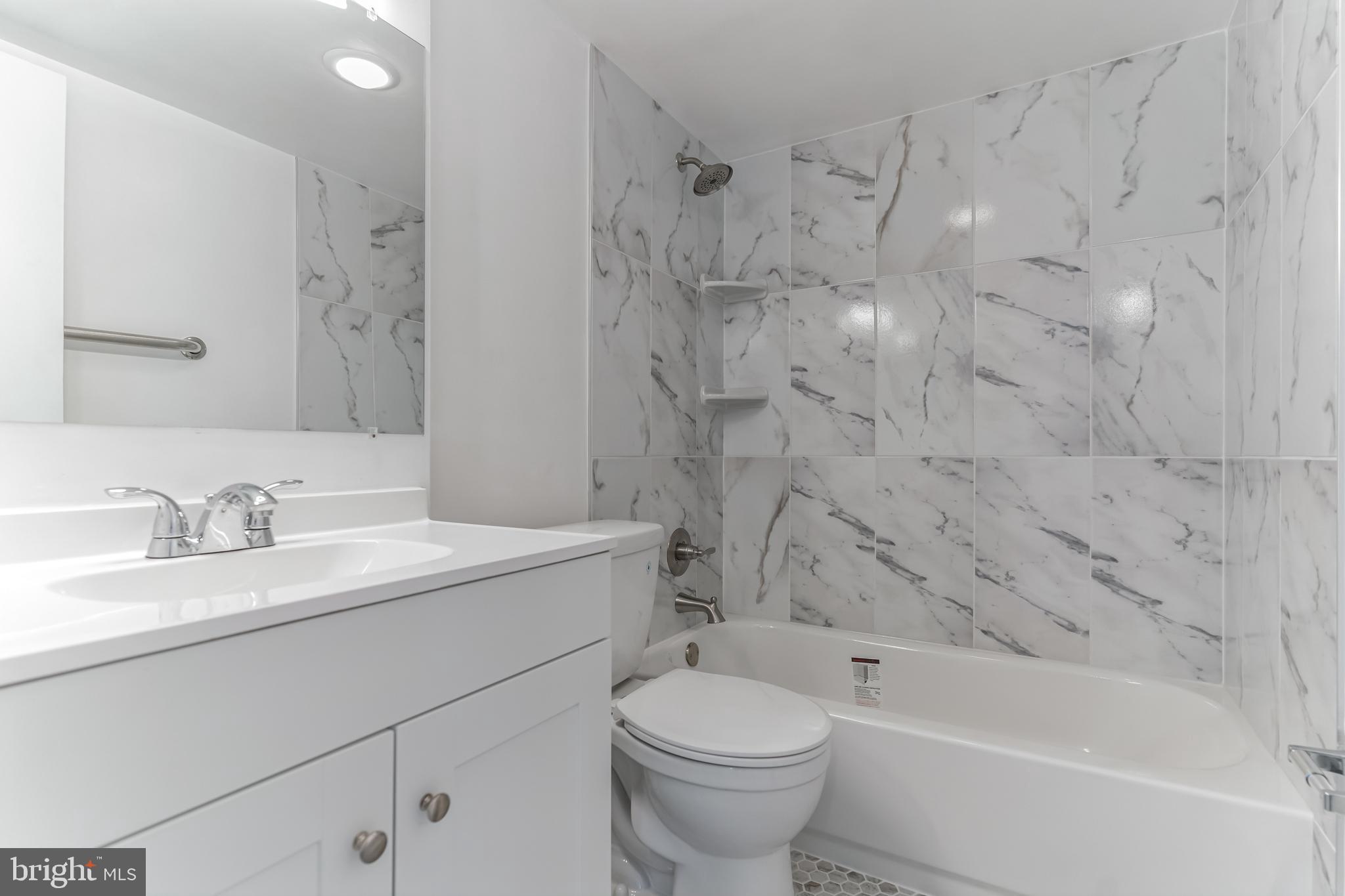 MCLEAN HOUSE NORTH - Residential Lease