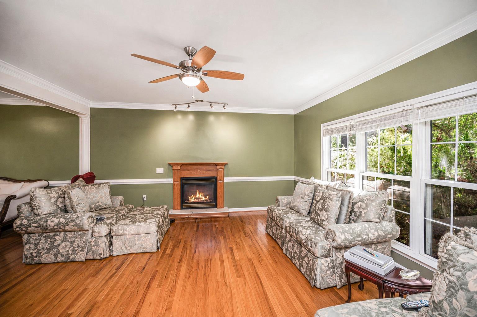 Picture for the property VAST2049560, 4 beds, 4 baths