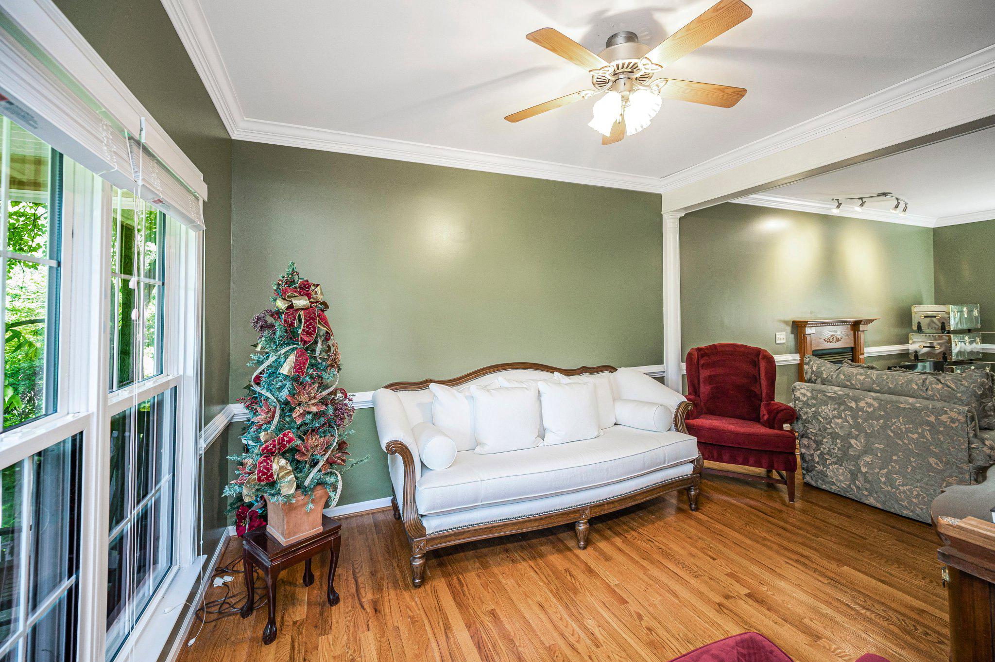 Picture for the property VAST2049560, 4 beds, 4 baths