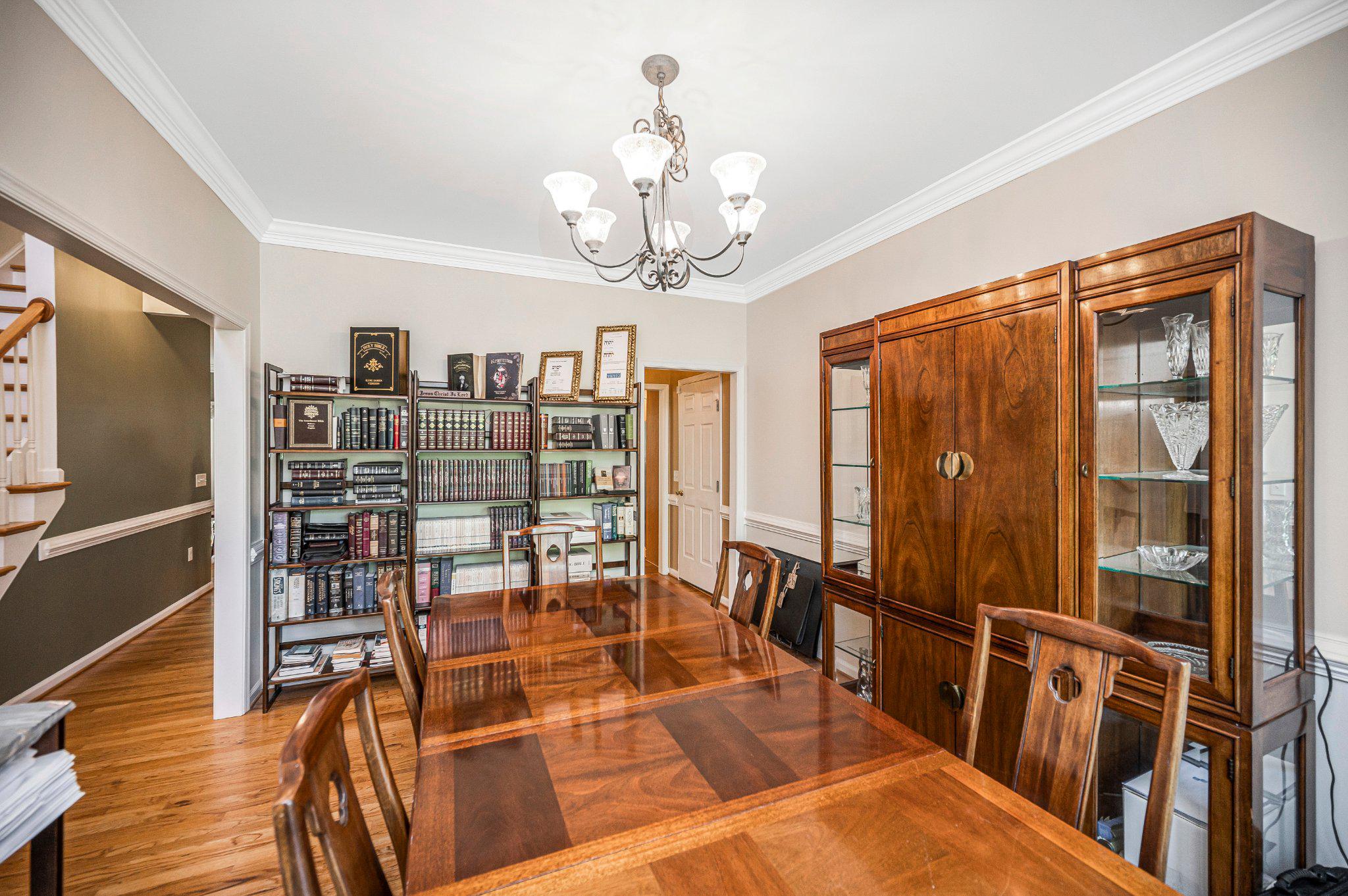 Picture for the property VAST2049560, 4 beds, 4 baths
