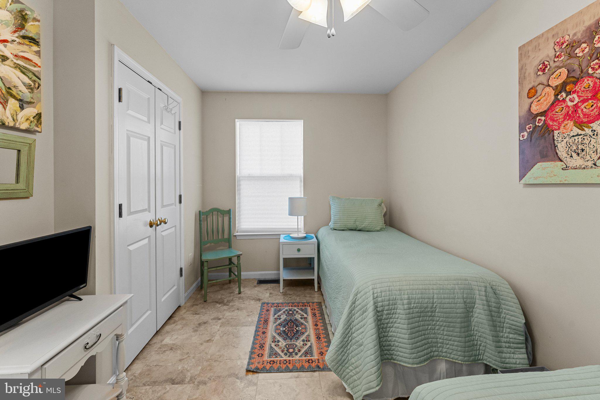 CHESAPEAKE BEACH ESTATES - Residential