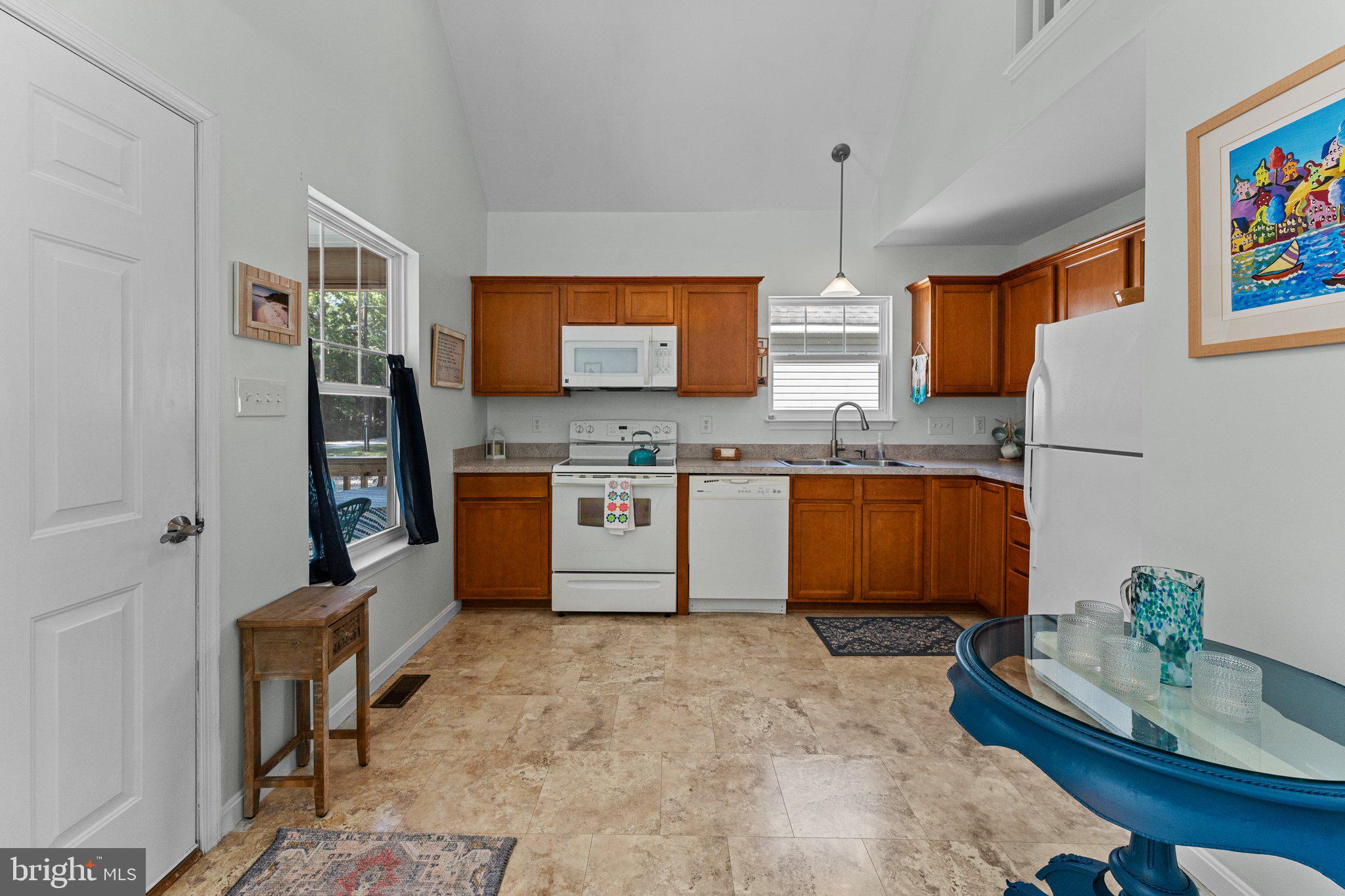 CHESAPEAKE BEACH ESTATES - Residential