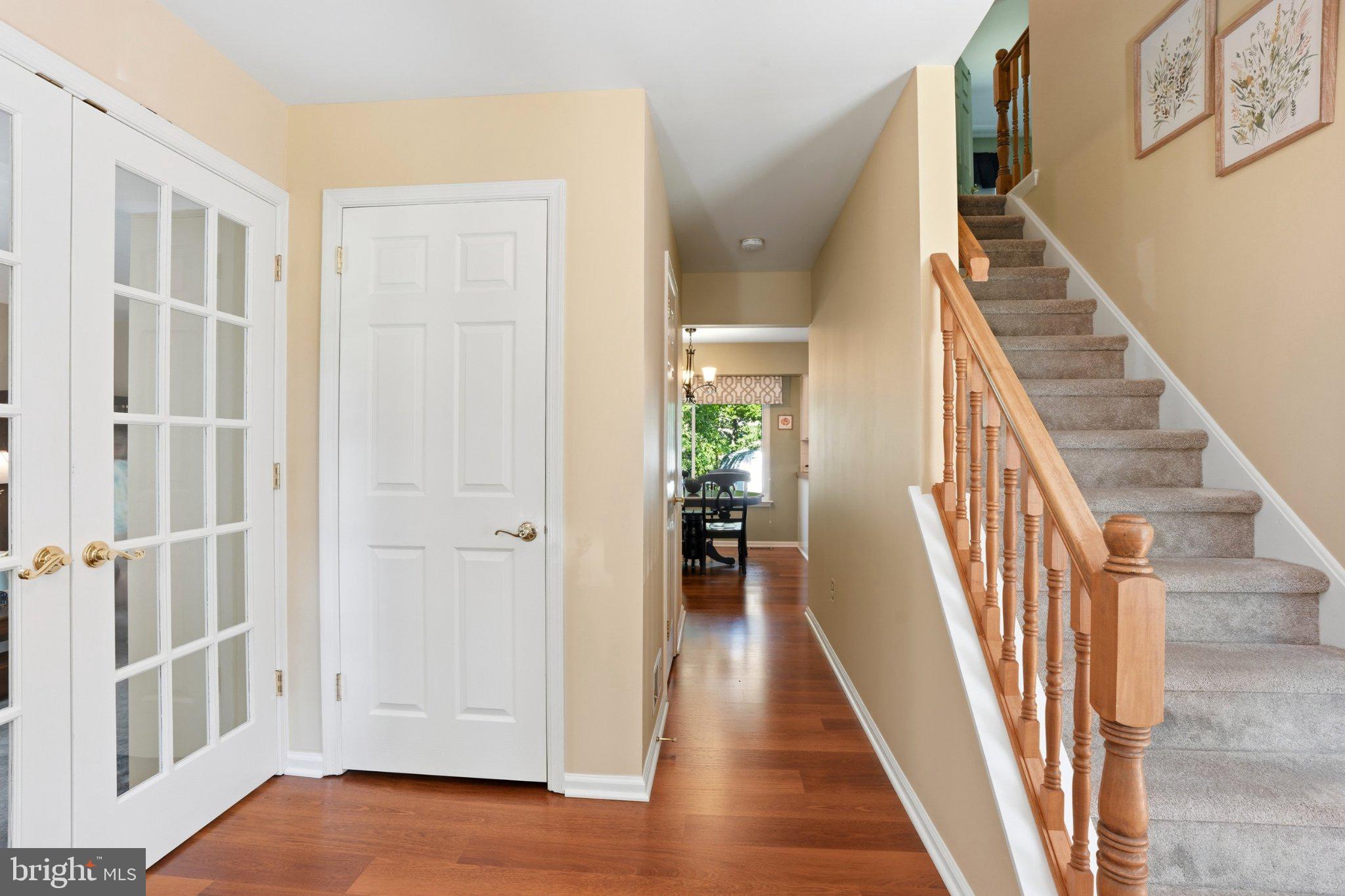 301 GRAYS LANE