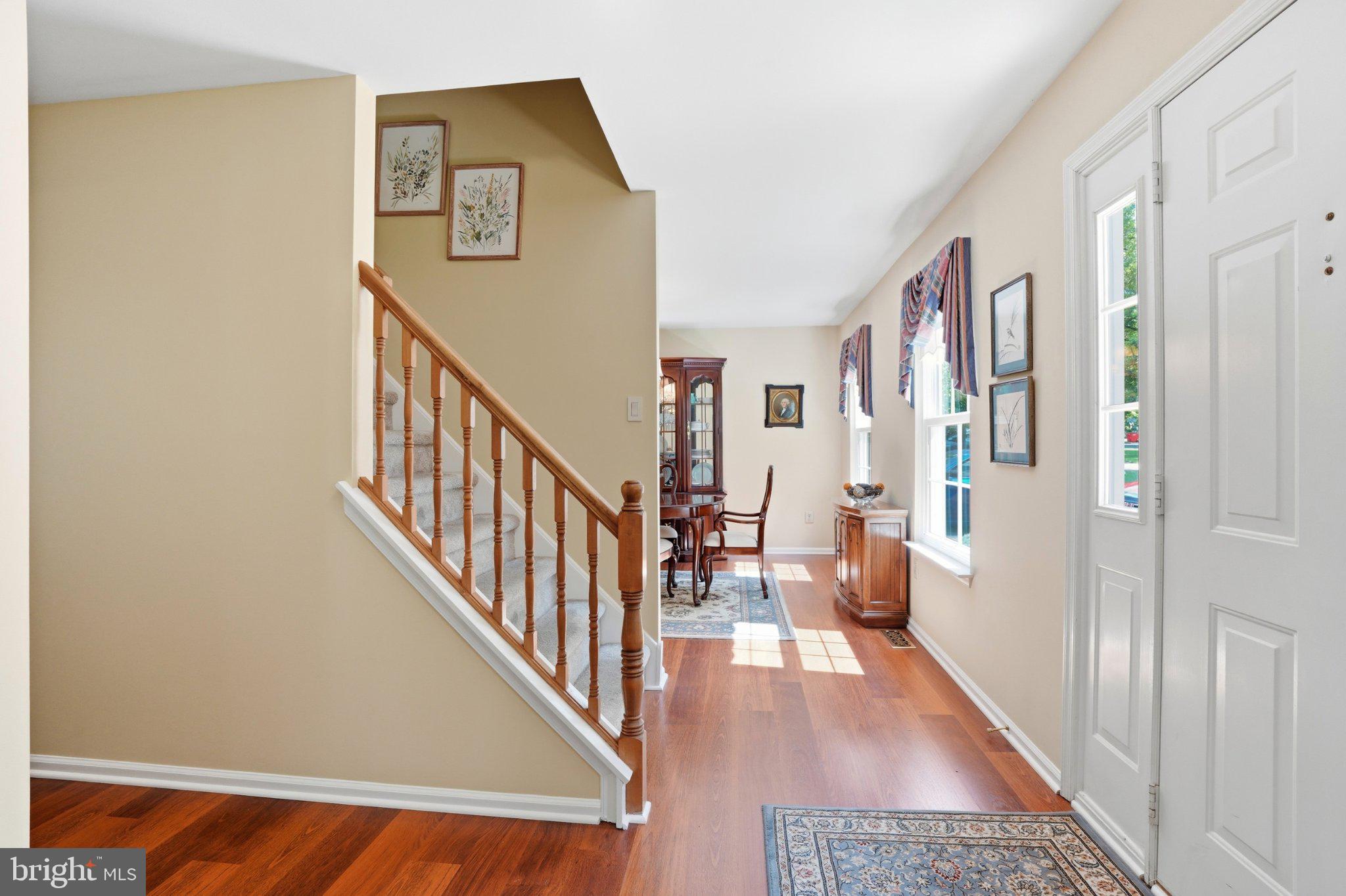 301 GRAYS LANE