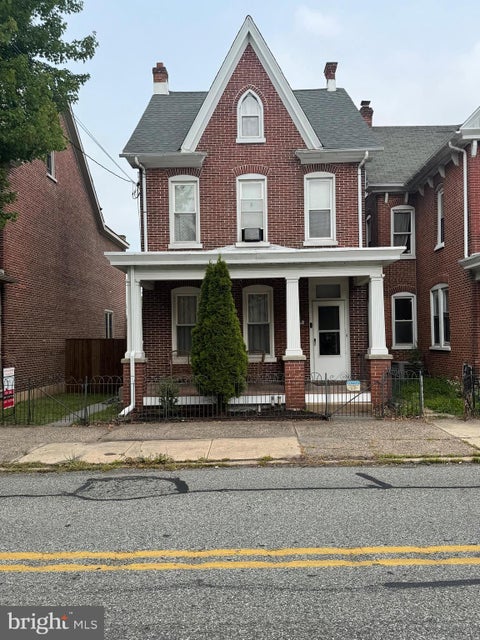 Photo of 645 N. Charlotte St, POTTSTOWN, PA 19464 (MLS # PAMC2186578)