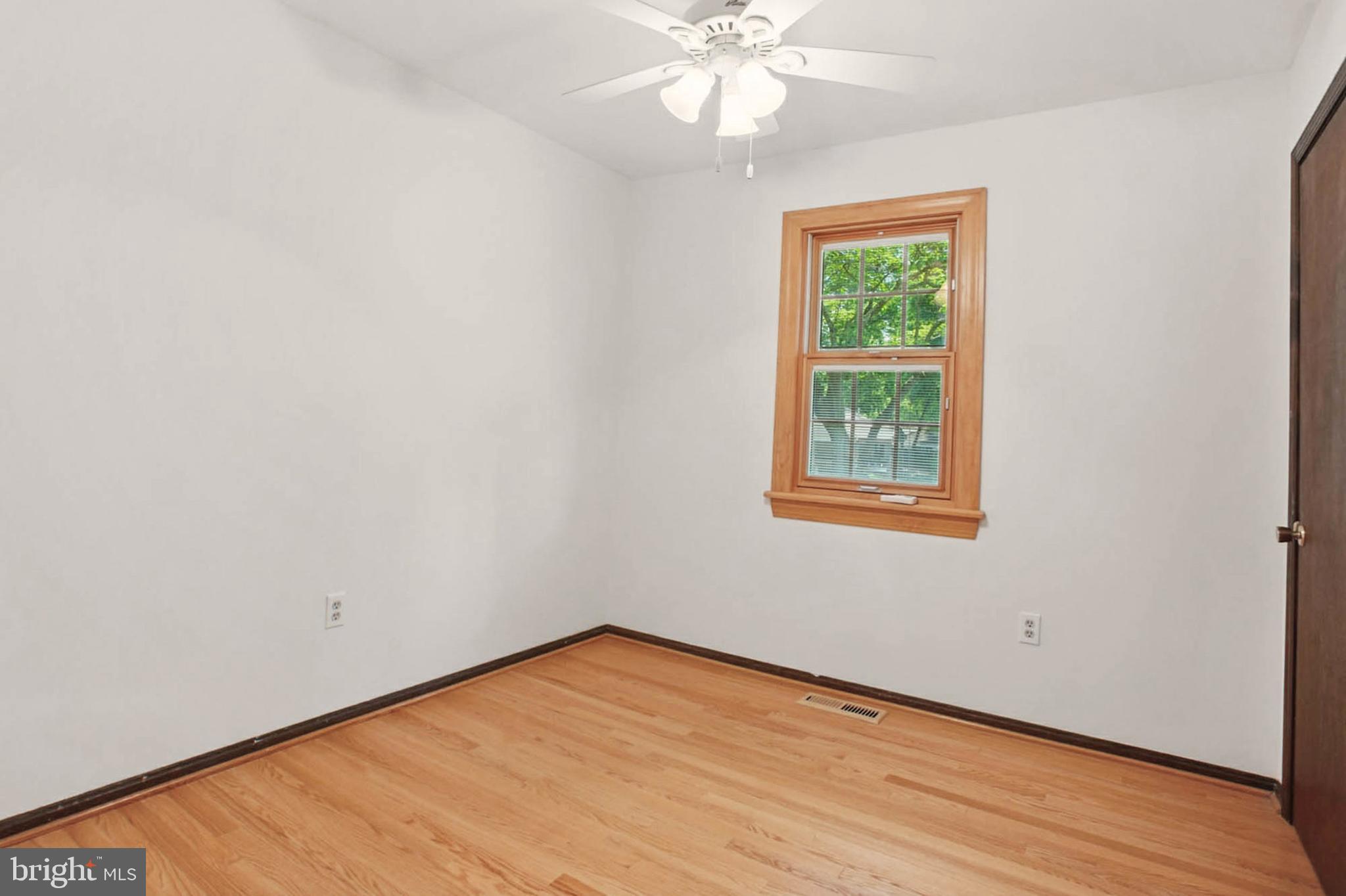 EDGEWATER BEACH - Residential