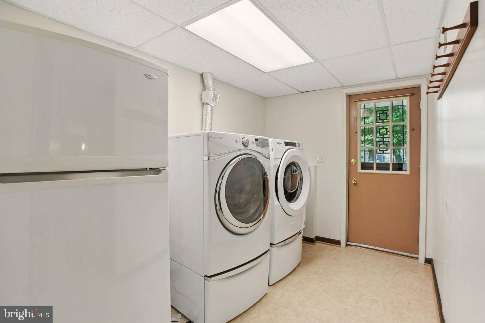 EDGEWATER BEACH - Residential