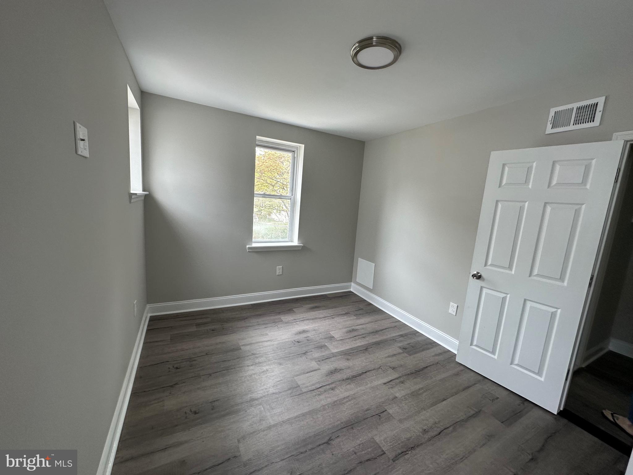 ROWLAND PARK - Residential