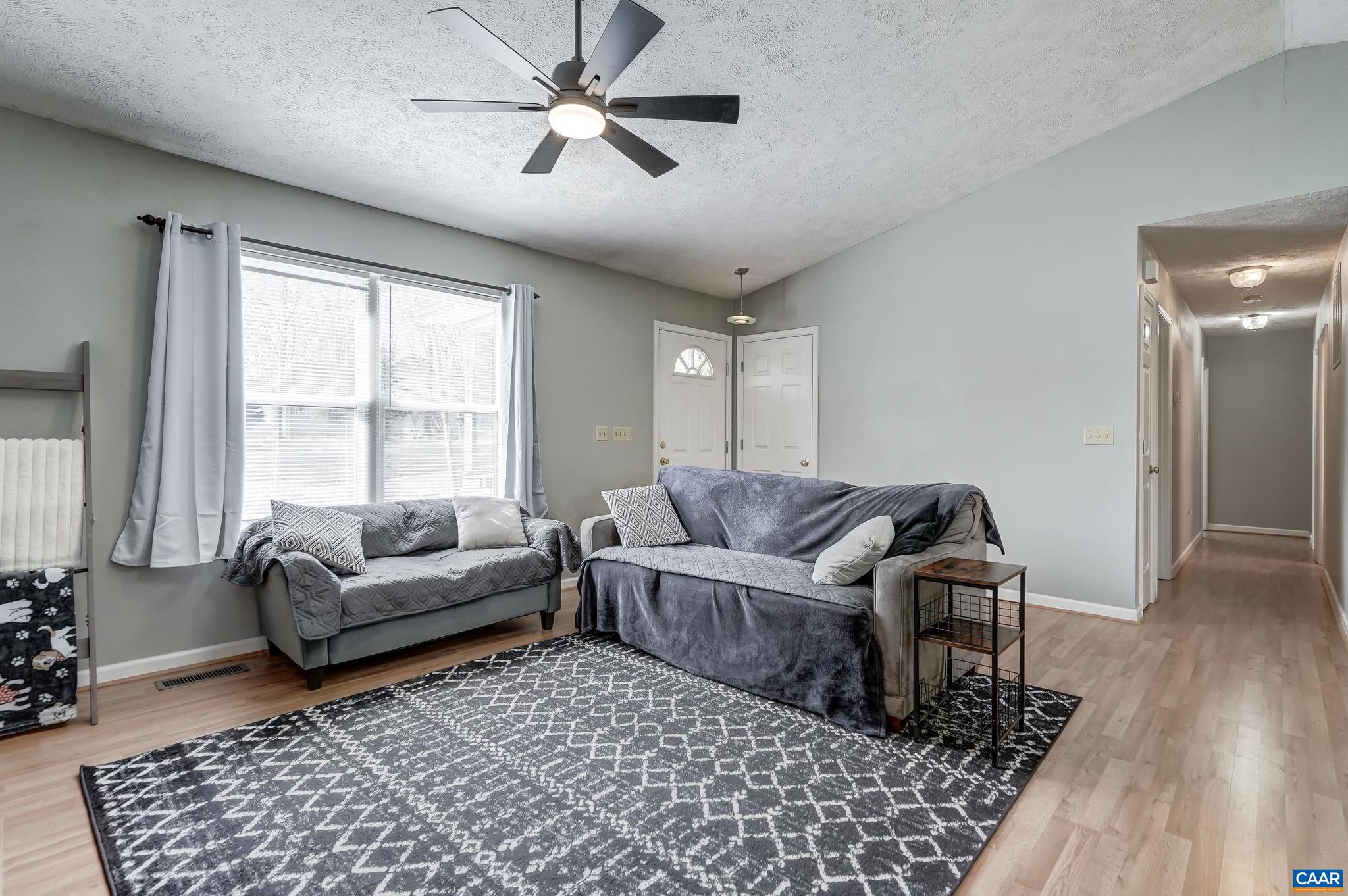 LAKE MONTICELLO - Residential