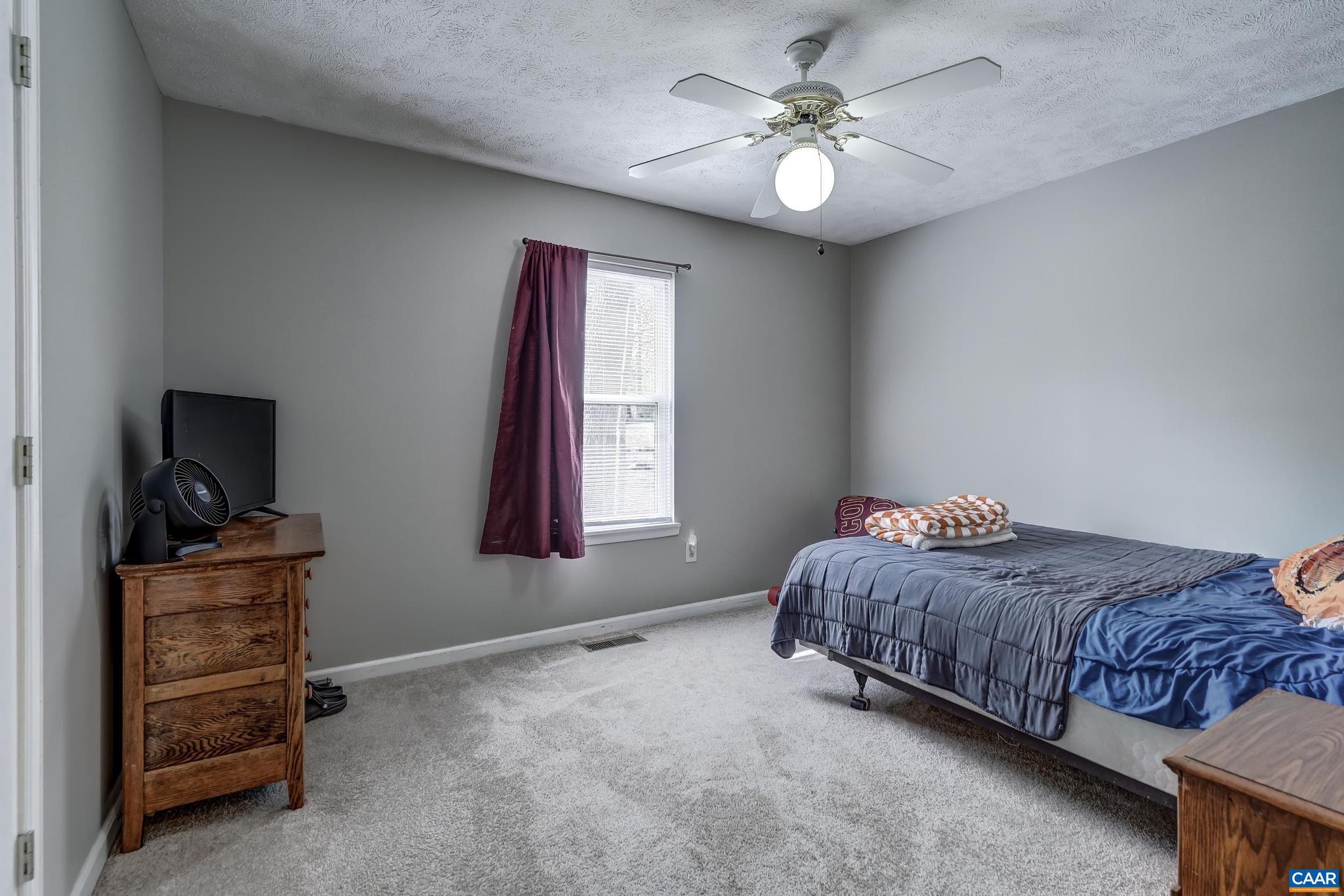 LAKE MONTICELLO - Residential