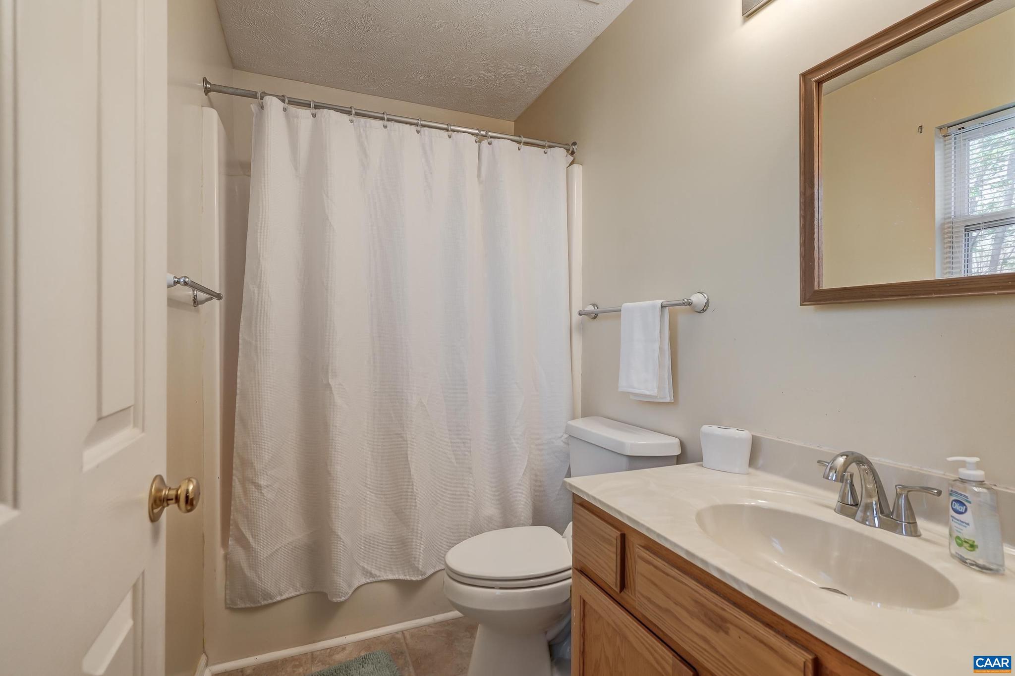 LAKE MONTICELLO - Residential