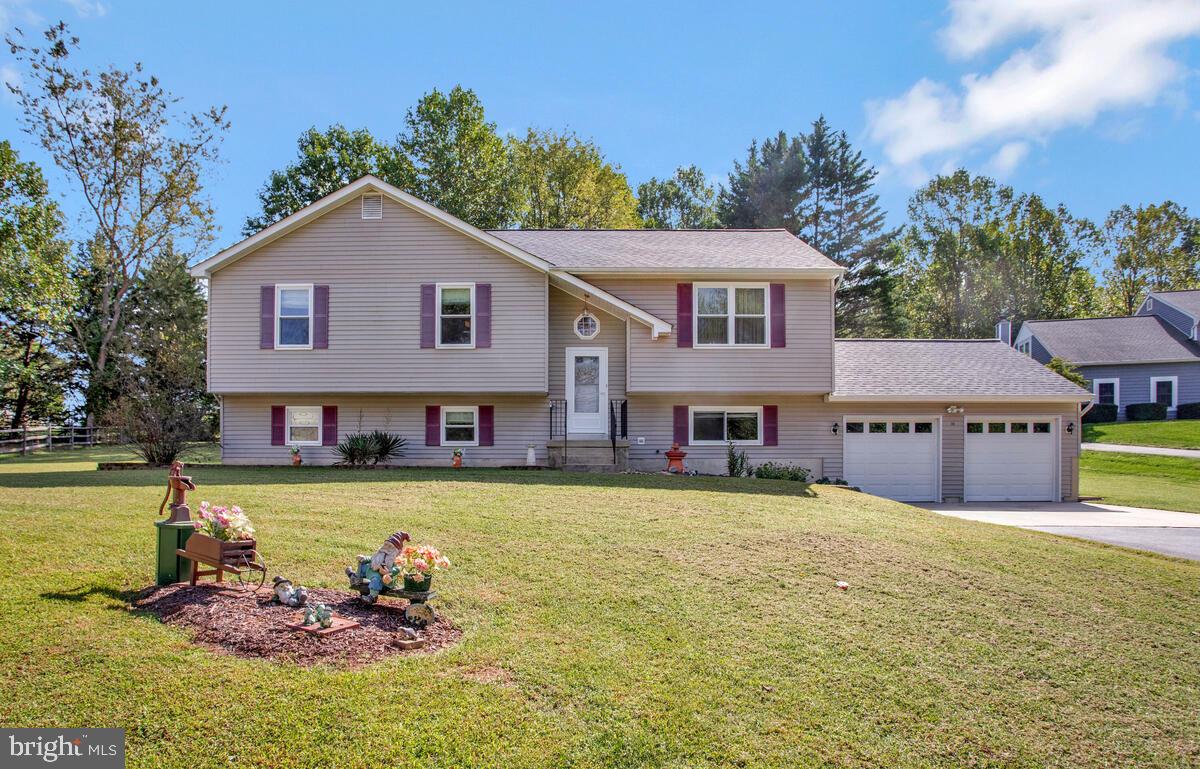 HUNTINGTOWN FARMS - Residential