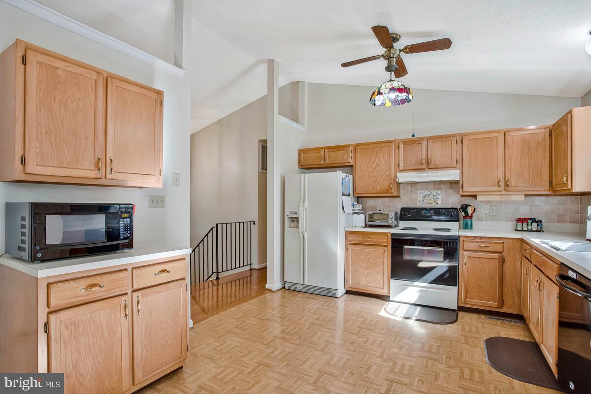 HUNTINGTOWN FARMS - Residential