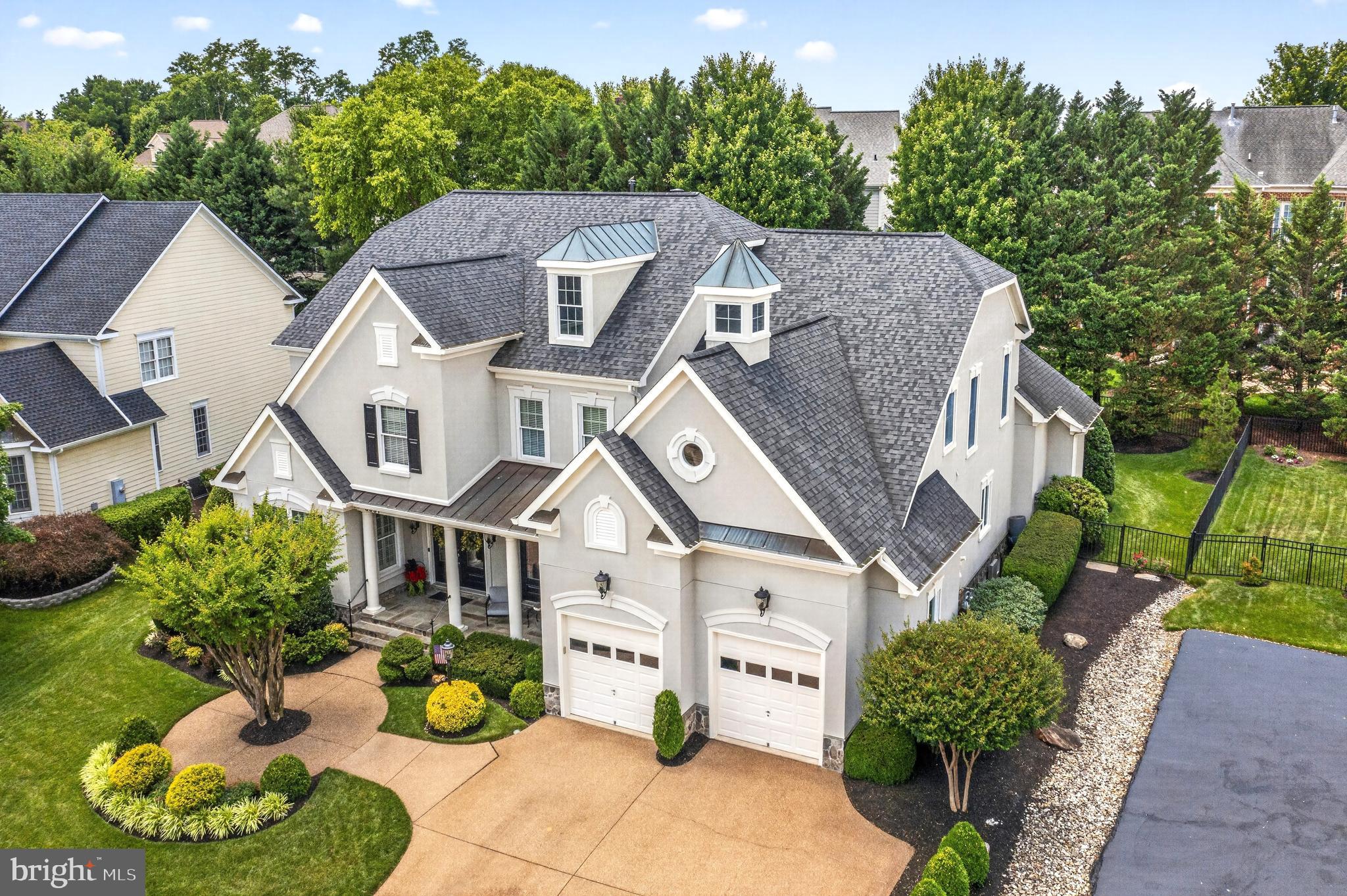 8351 ROXBOROUGH LOOP