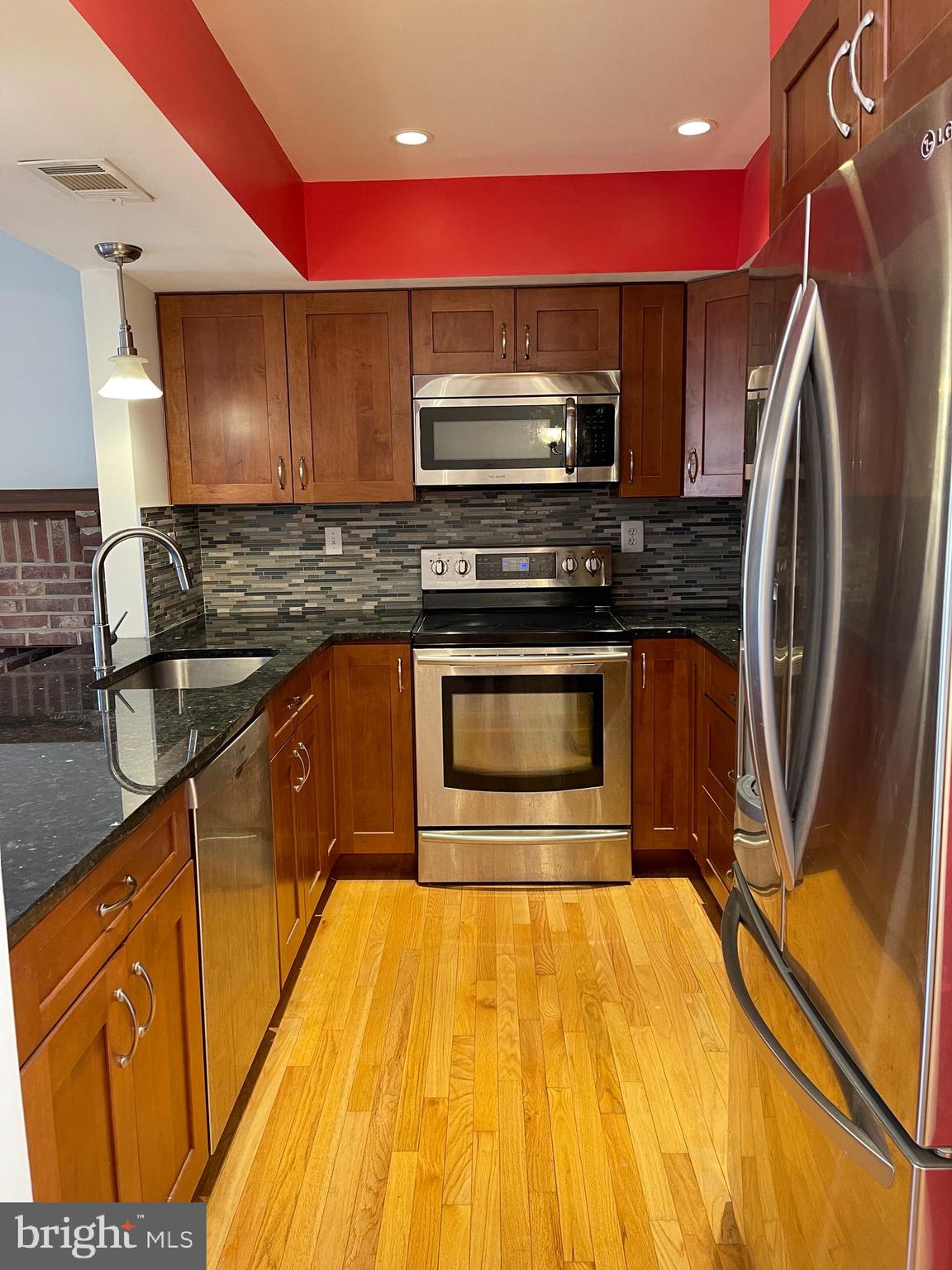 WINDGATE I - Residential Lease