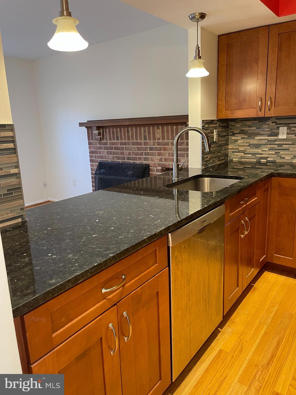 WINDGATE I - Residential Lease