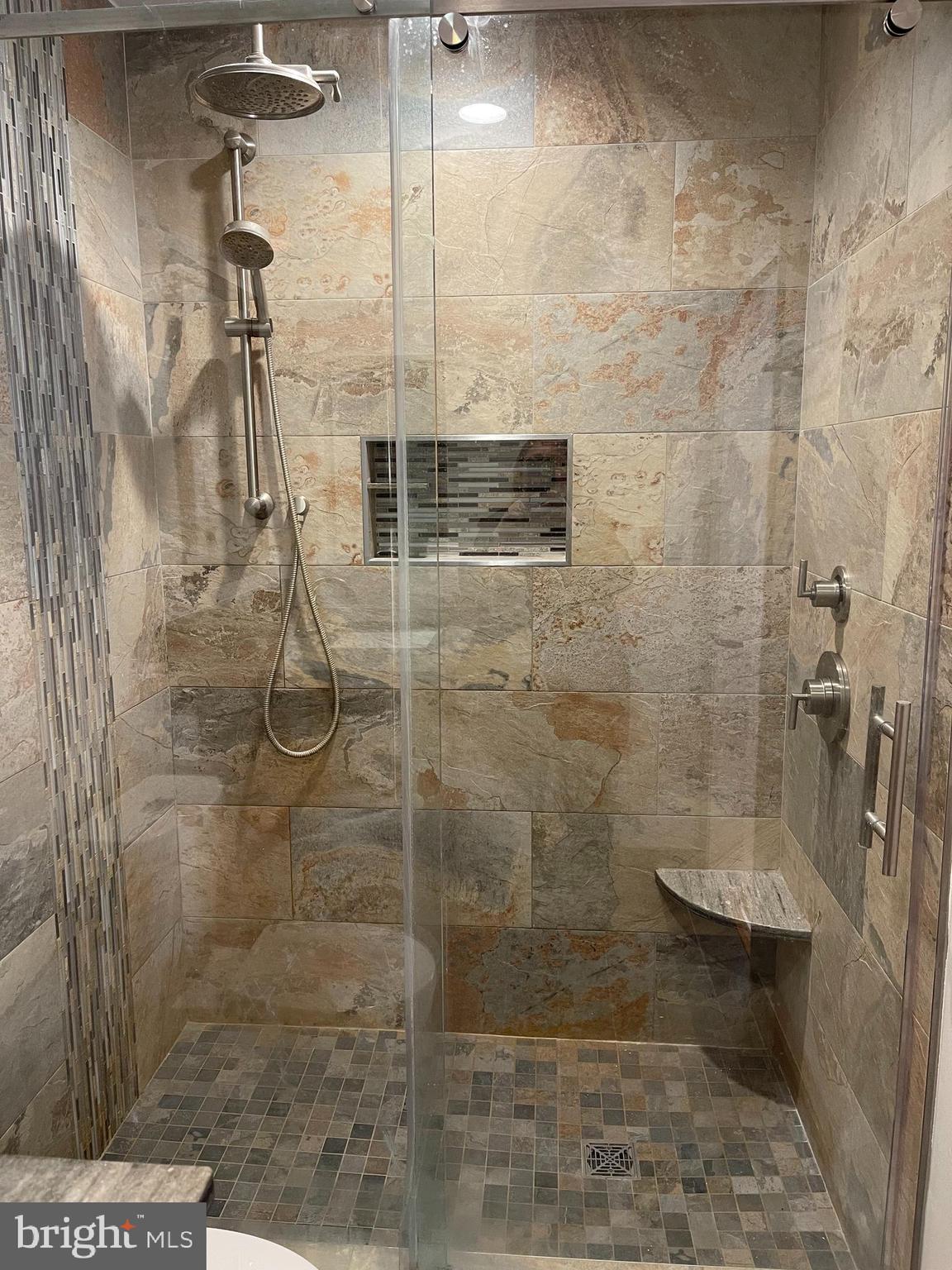 WINDGATE I - Residential Lease