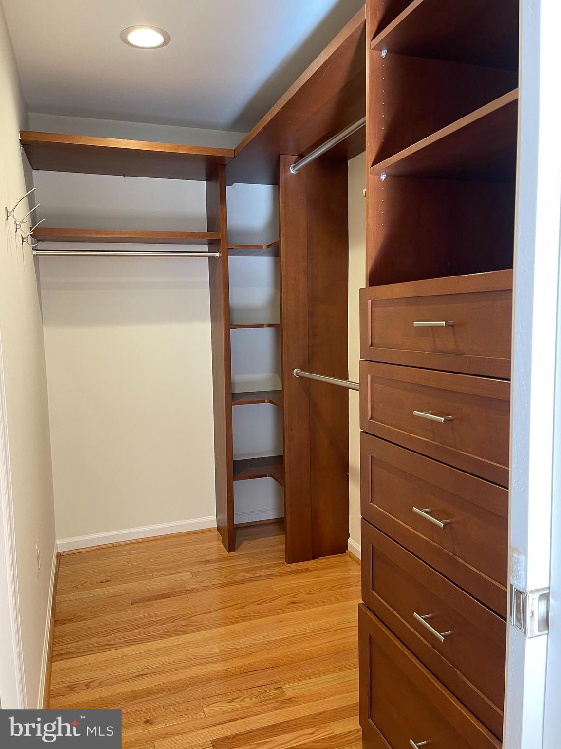 WINDGATE I - Residential Lease