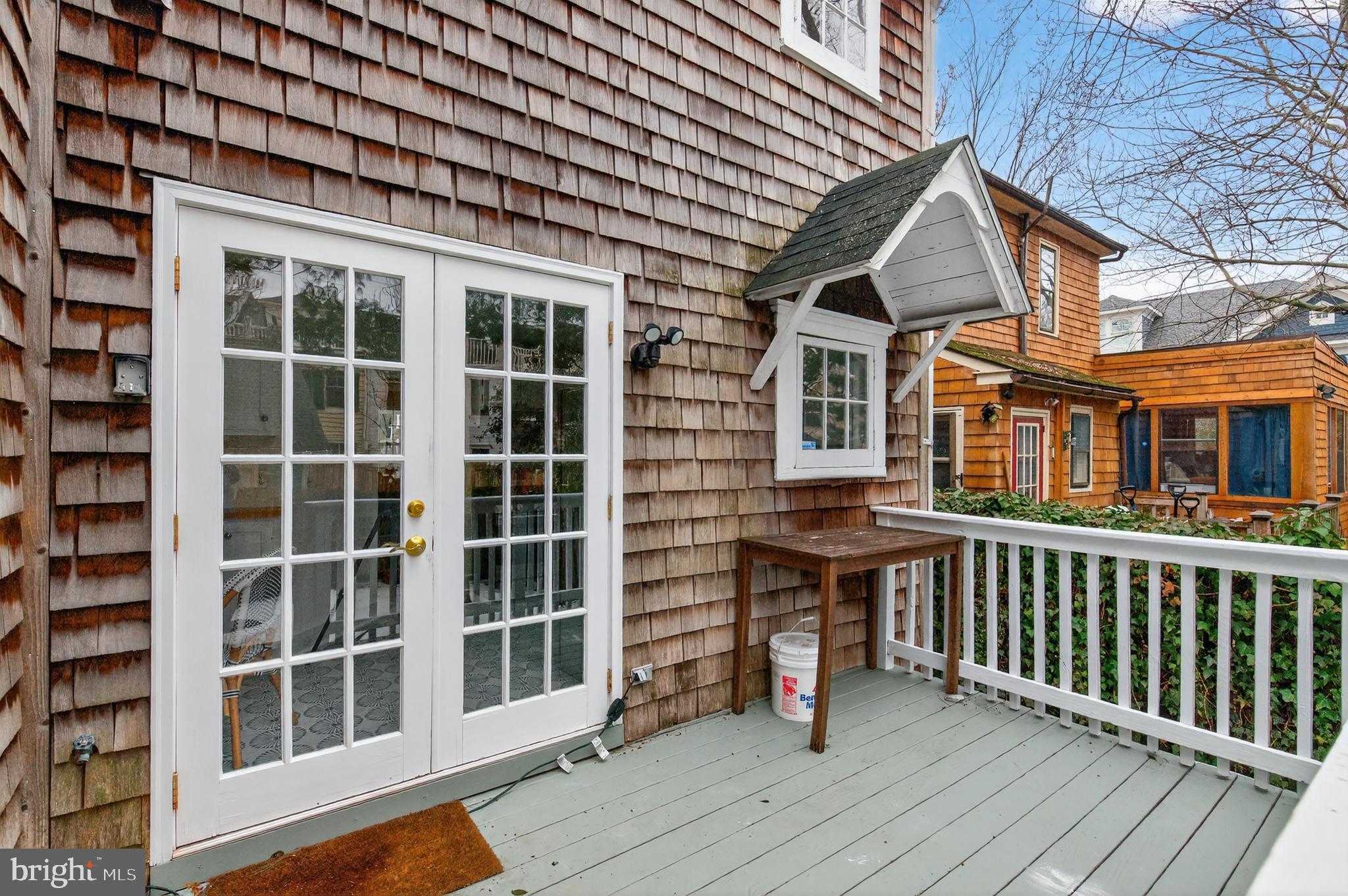 HISTORIC DISTRICT - Residential