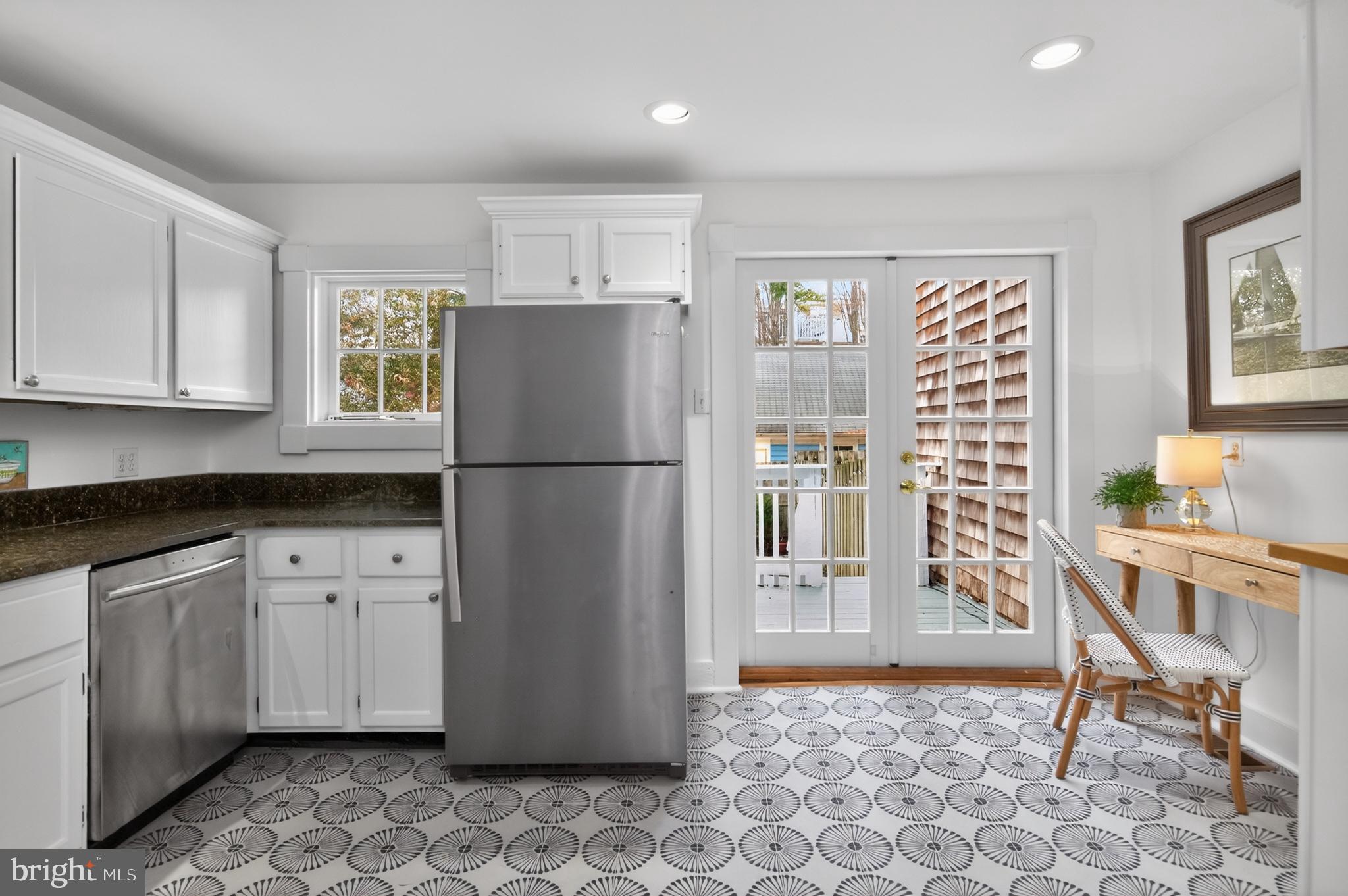 HISTORIC DISTRICT - Residential