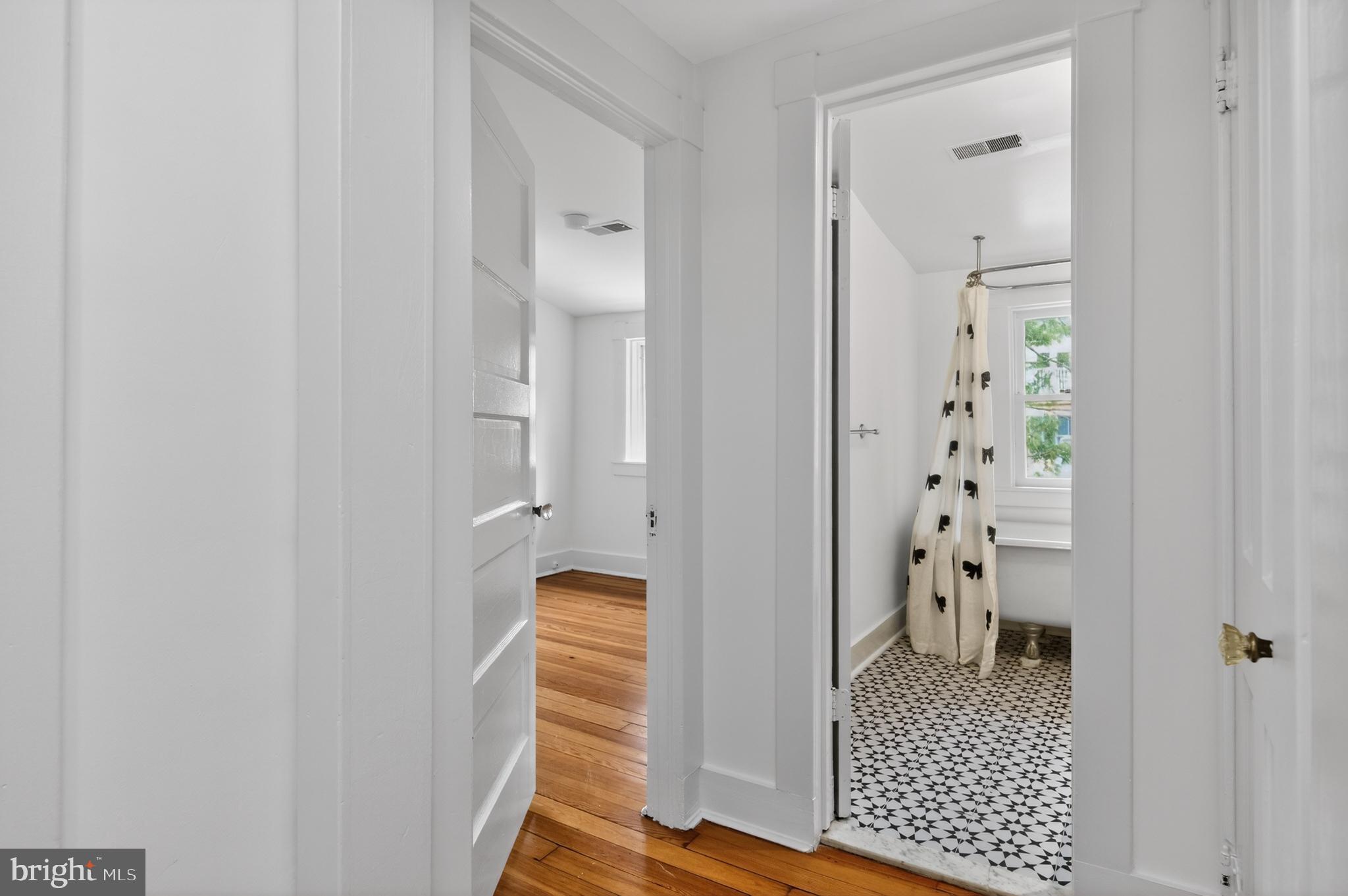 HISTORIC DISTRICT - Residential