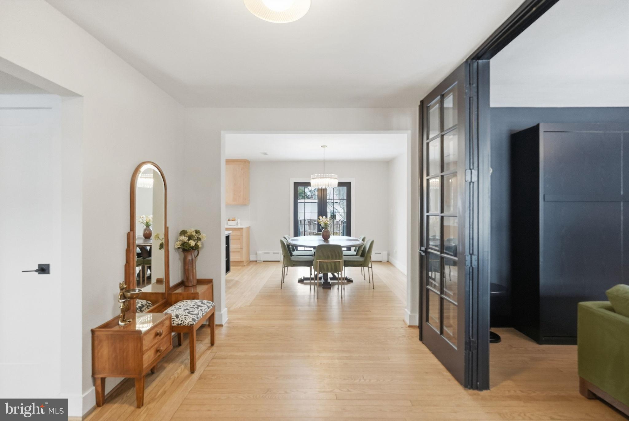 WAYCROFT WOODLAWN - Residential